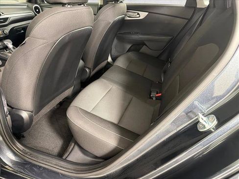 Used 2022 Kia Forte LXS FWD image 20