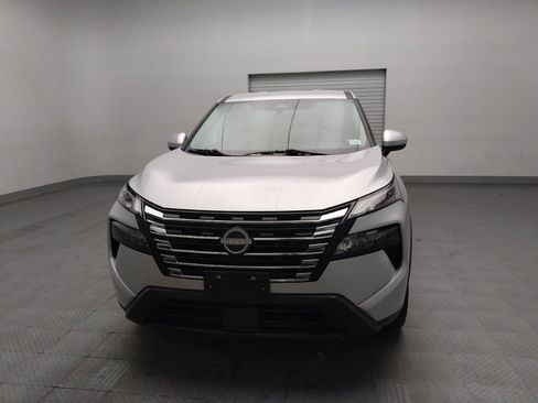 Used 2024 Nissan Rogue SV AWD/4WD image 15