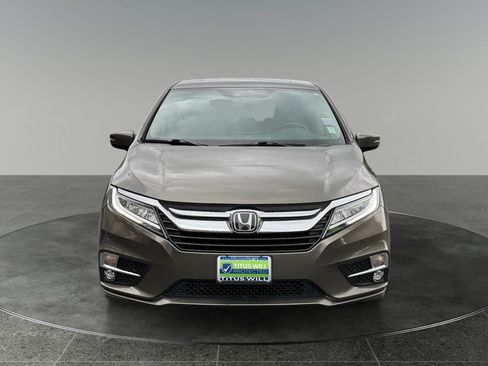 Used 2018 Honda Odyssey Elite image 2
