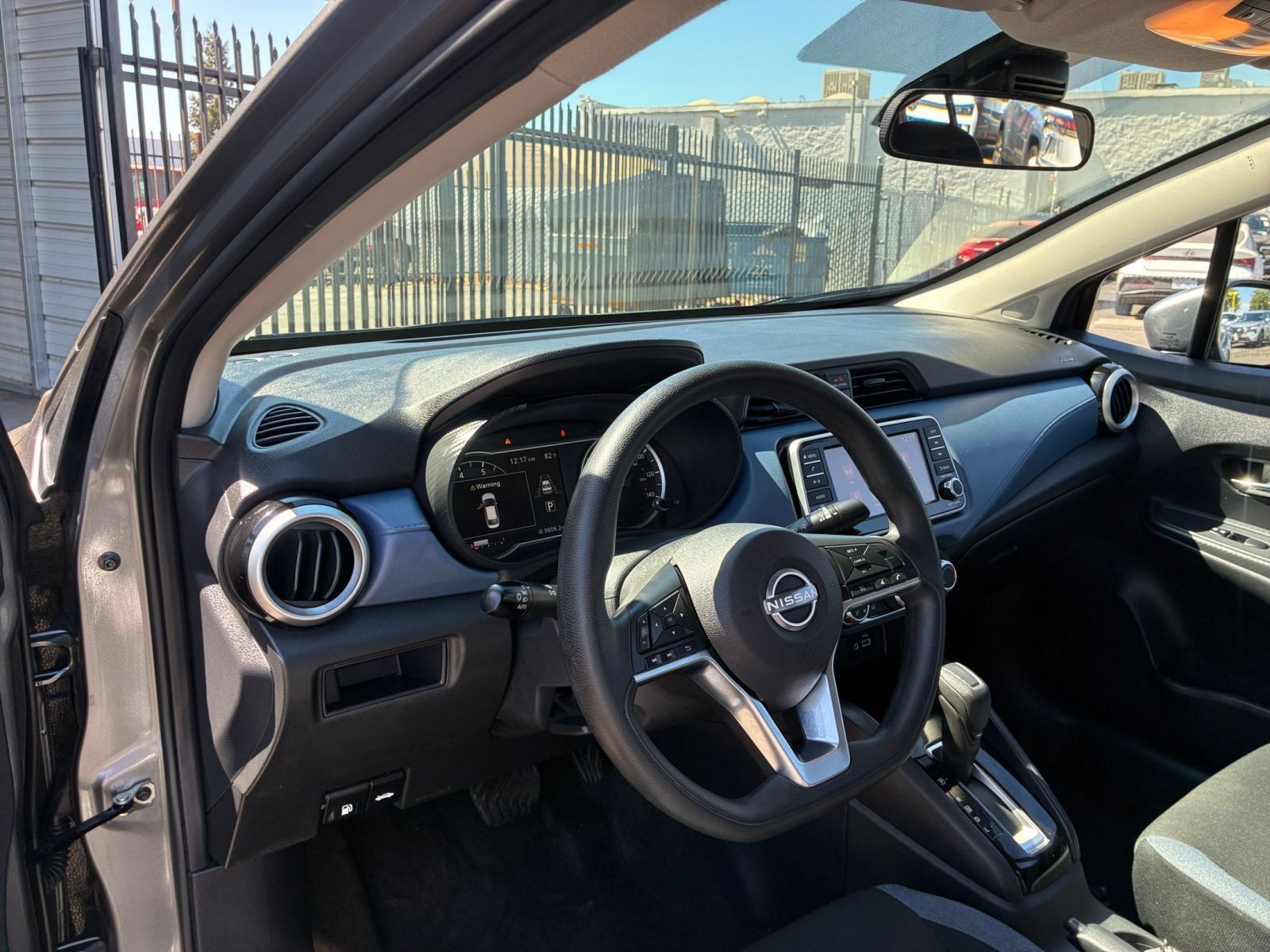 Used 2025 Nissan Versa SV FWD image 31