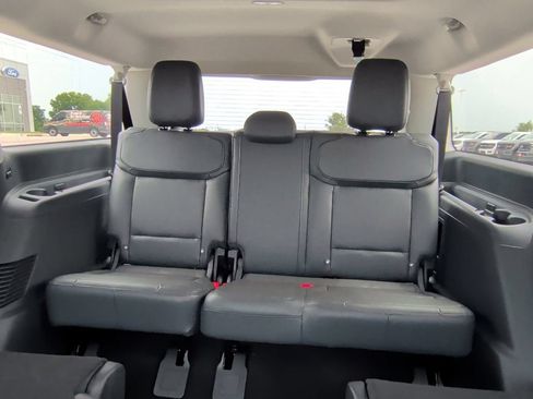New 2027 Ford Expedition Max Active RWD image 40