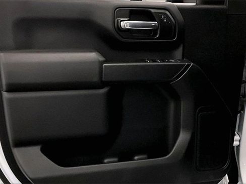 Used 2025 Chevrolet Silverado 3500 W/T image 16