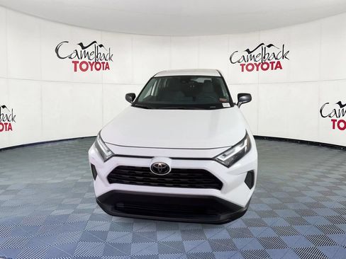 Used 2025 Toyota RAV4 LE AWD/4WD image 6