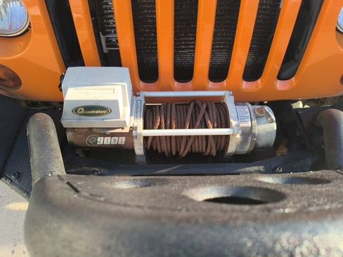 Used 2012 Jeep Wrangler Unlimited Sport w/ Black Appearance Group AWD/4WD image 10