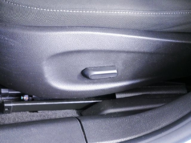 Used 2012 Chevrolet Cruze Eco FWD image 18