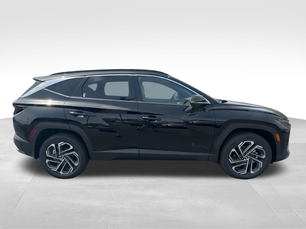 New 2026 Hyundai Tucson Limited AWD/4WD image 9
