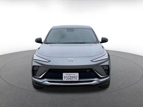 Used 2025 Buick Envista Sport Touring image 4