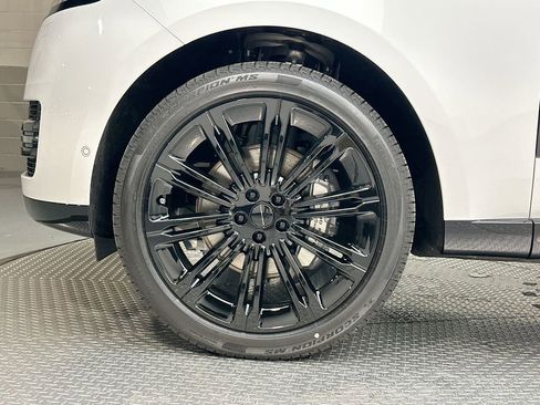 New 2026 Land Rover Range Rover SE AWD/4WD image 13