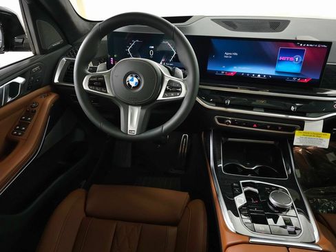 Used 2026 BMW X7 xDrive40i w/ M Sport Package AWD/4WD image 14