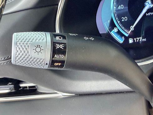 Used 2023 Genesis GV80 3.5T w/ Prestige Package image 28