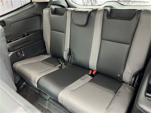 Used 2024 Subaru Ascent Onyx Edition image 24