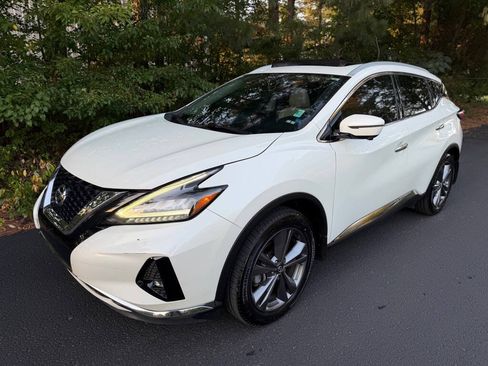 Used 2020 Nissan Murano Platinum w/ Cargo Package FWD image 4