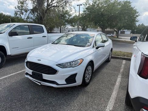 Used 2020 Ford Fusion S FWD image 6