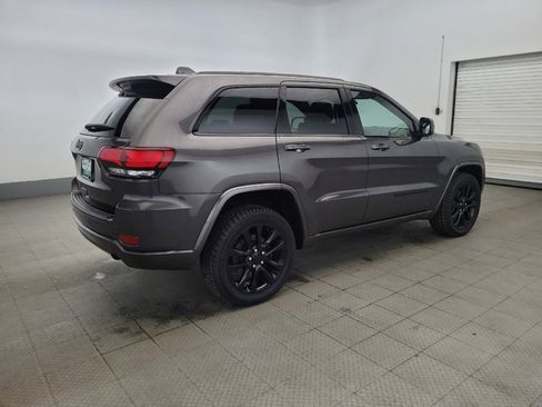 Used 2021 Jeep Grand Cherokee Laredo X image 10