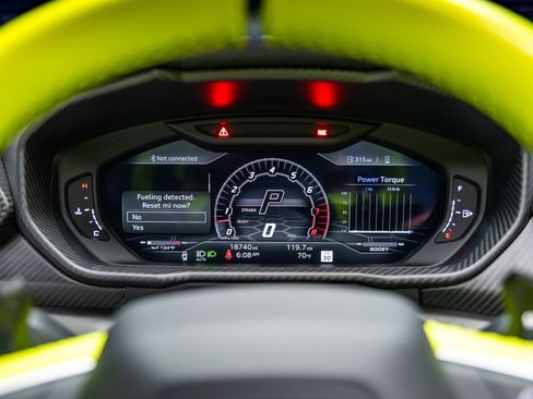 Used 2022 Lamborghini Urus image 52