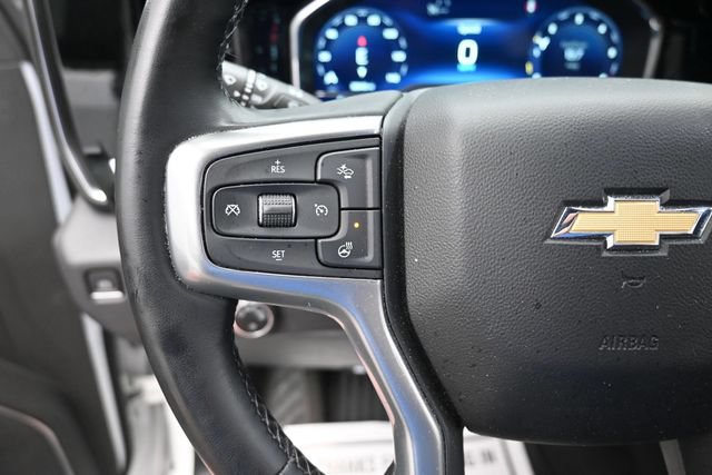 Used 2023 Chevrolet Silverado 1500 LT AWD/4WD image 14