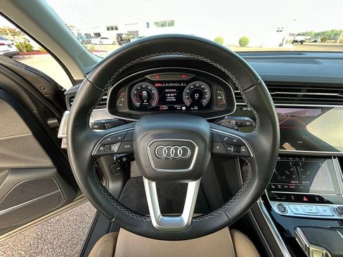 Used 2025 Audi Q7 3.0T Prestige AWD/4WD image 21