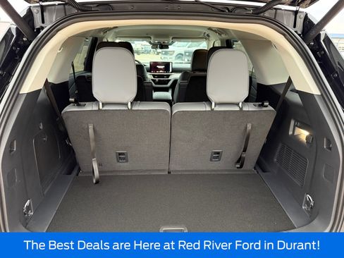 New 2026 Ford Explorer Active w/ Active Comfort Package RWD image 18