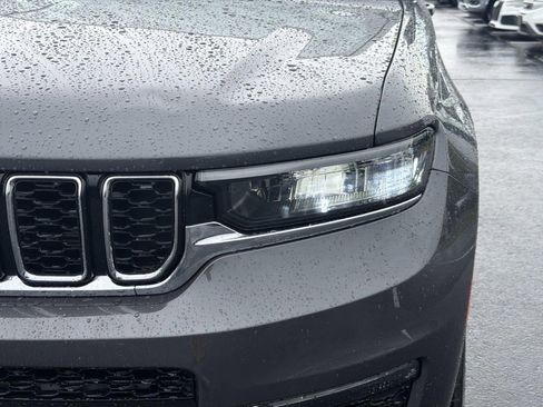 Used 2023 Jeep Grand Cherokee L Limited RWD image 10