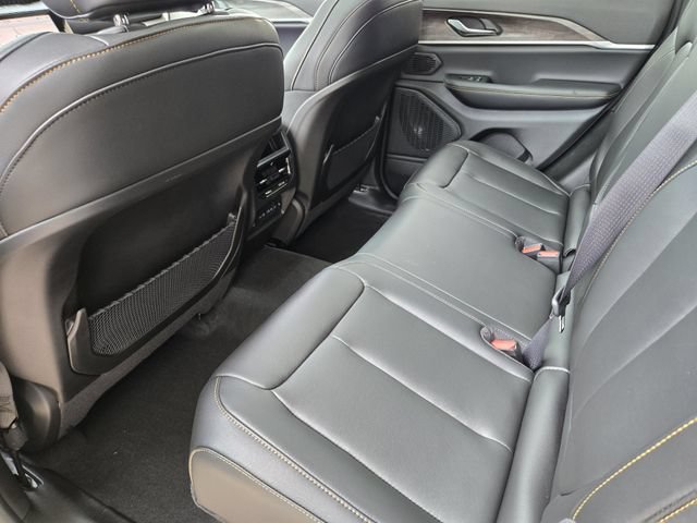 New 2026 Jeep Grand Cherokee Limited AWD/4WD image 22