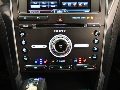 Used 2016 Ford Explorer Sport w/ Equipment Group 401A AWD/4WD image 27