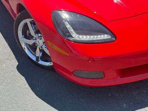 Used 2013 Chevrolet Corvette Coupe w/ 3LT Preferred Equipment Group RWD image 5
