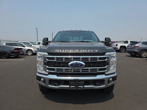 Used 2024 Ford F250 XLT w/ 360-Degree Camera Package AWD/4WD image 2