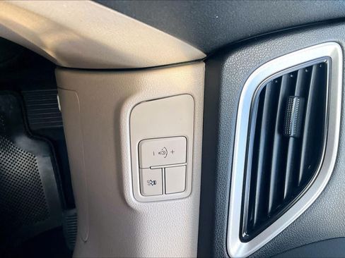 Used 2022 Hyundai Accent SE FWD image 33