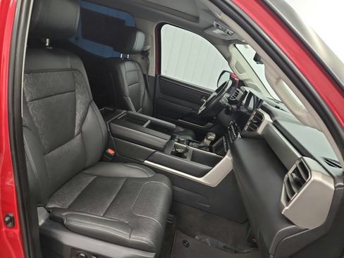 Used 2024 Toyota Tundra Limited AWD/4WD image 42