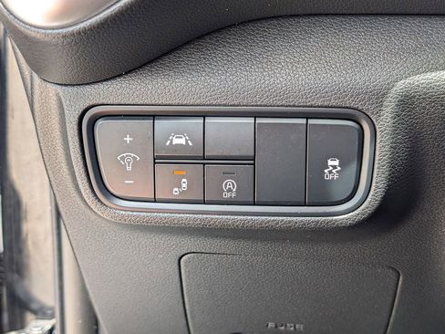 Used 2022 Kia Soul LX w/ Technology Package FWD image 18