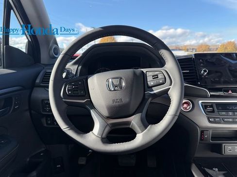 New 2026 Honda Ridgeline RTL image 24