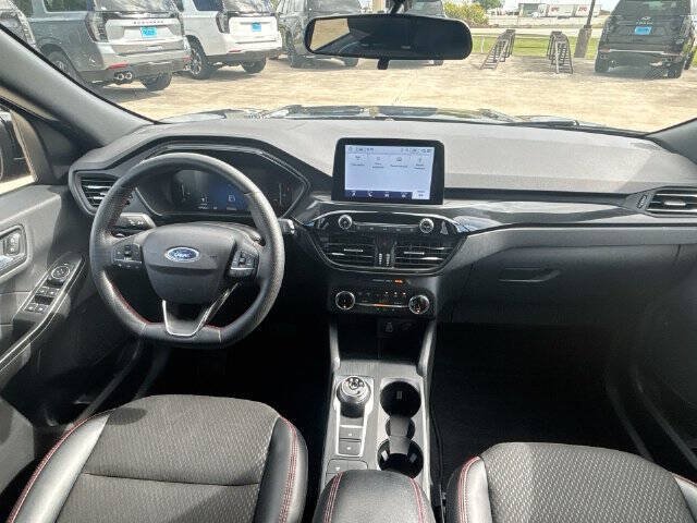 Used 2025 Ford Escape ST-Line Select AWD/4WD image 21