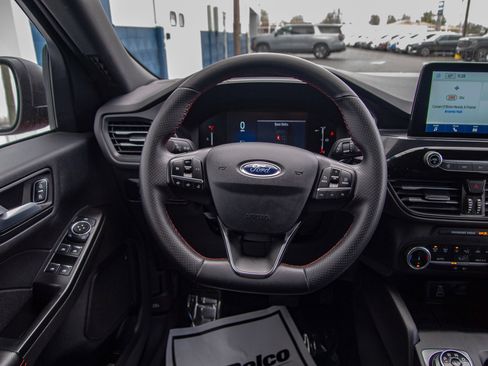 Used 2025 Ford Escape ST-Line image 21