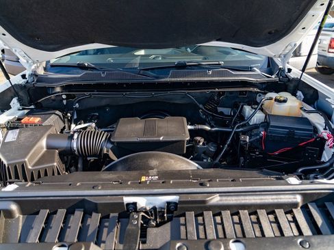 Used 2020 Chevrolet Silverado 3500 LT image 24