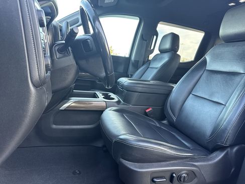 Used 2021 Chevrolet Silverado 1500 LT Trail Boss w/ Bed Protection Package image 19