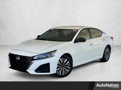 Used 2025 Nissan Altima 2.5 SV