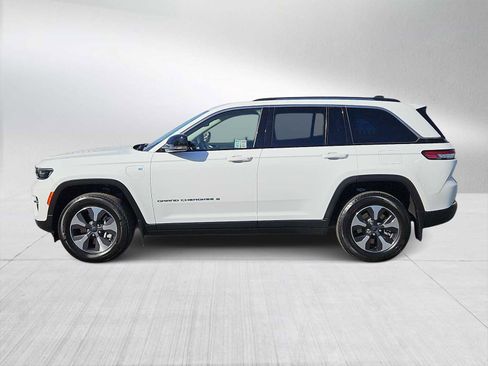 Used 2022 Jeep Grand Cherokee Limited 4xe w/ MOPAR Finishing Package image 5