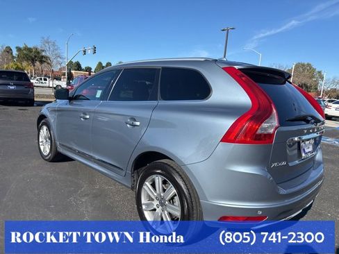 Used 2017 Volvo XC60 T5 Inscription w/ Preferred Option Package image 2