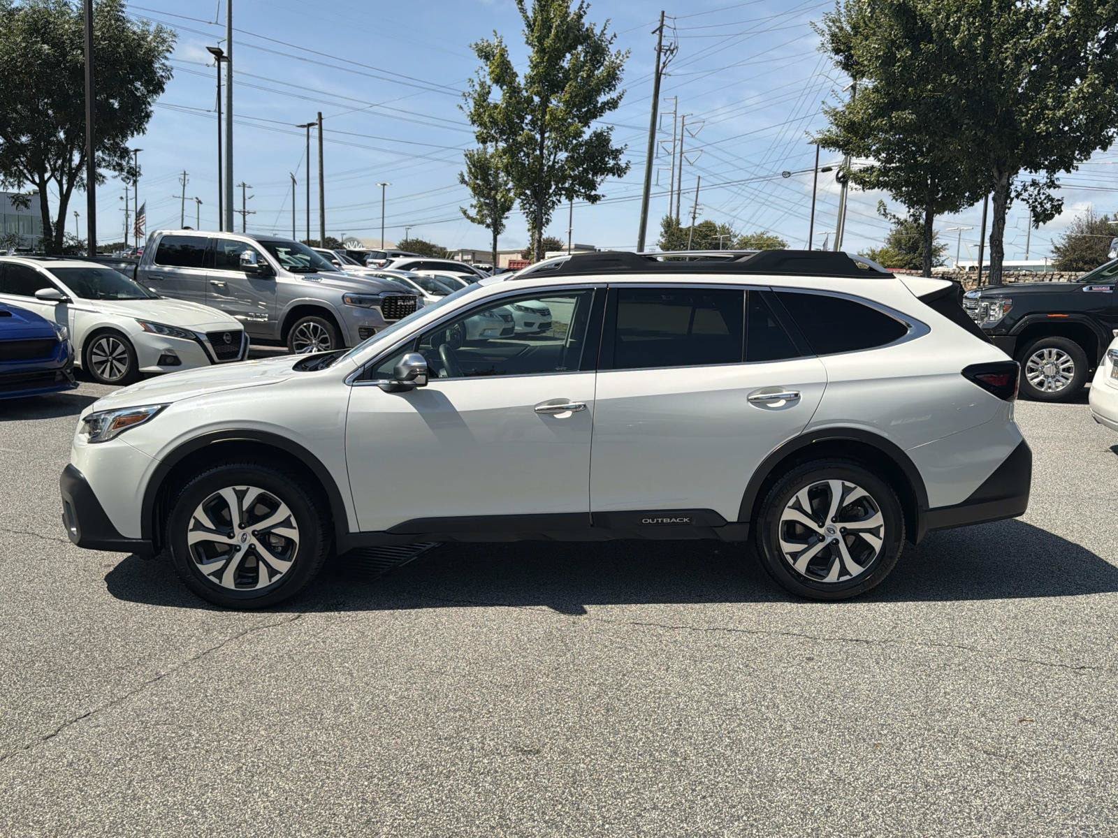 Used 2022 Subaru Outback Touring AWD/4WD image 7