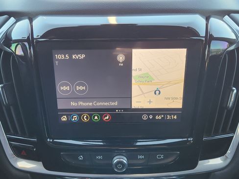 Used 2023 Chevrolet Traverse RS w/ LPO, Floor Liner Package image 20