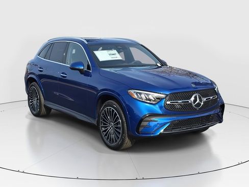New 2026 Mercedes-Benz GLC 300 image 3