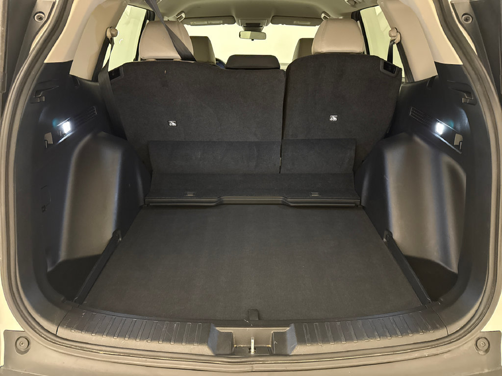 Used 2025 Honda CR-V LX image 11