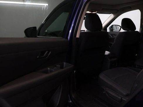 Certified 2025 Nissan Pathfinder SV w/ SV Premium Package image 25