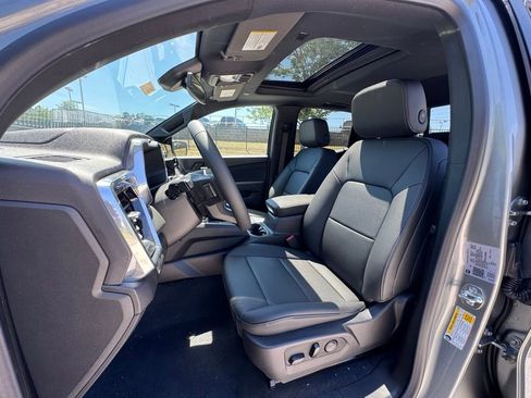 New 2025 GMC Canyon Elevation w/ Convenience Package image 5