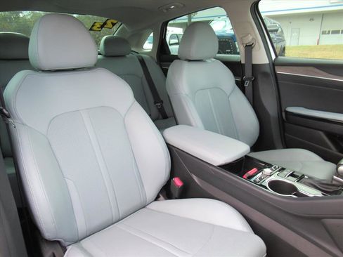 Used 2023 Kia K5 EX image 8