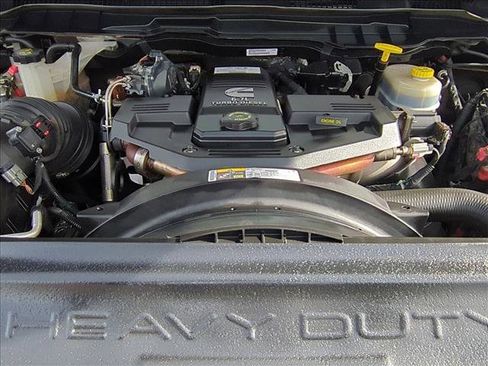 Used 2018 RAM 3500 Laramie Longhorn image 23