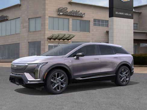 New 2026 Cadillac Optiq Luxury 2 image 2