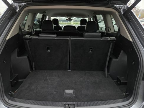 Used 2024 Volkswagen Atlas SE image 24