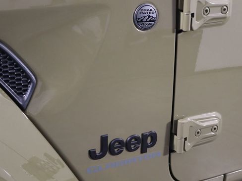 New 2026 Jeep Gladiator Sport image 41