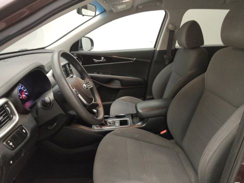 Used 2020 Kia Sorento FWD V6 image 17